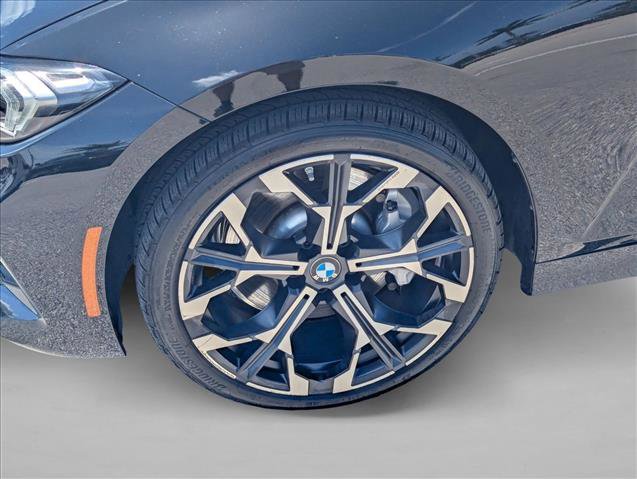 Certified 2025 BMW 330i Sedan w/ Premium Package image 25