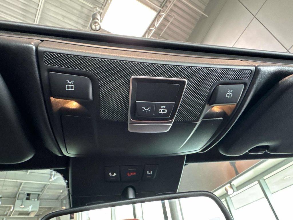 Used 2020 Mercedes-Benz SL 450 image 24