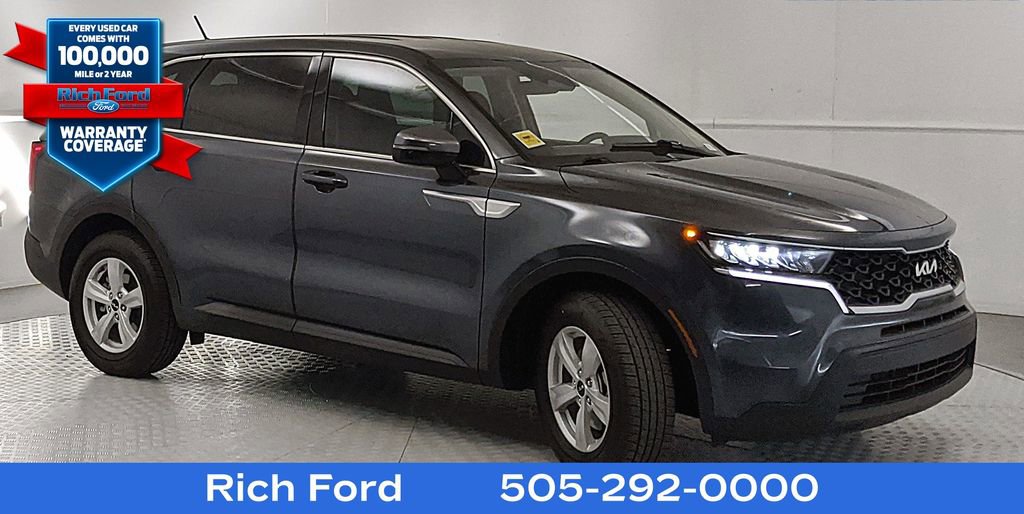 Used 2023 Kia Sorento LX FWD image 1