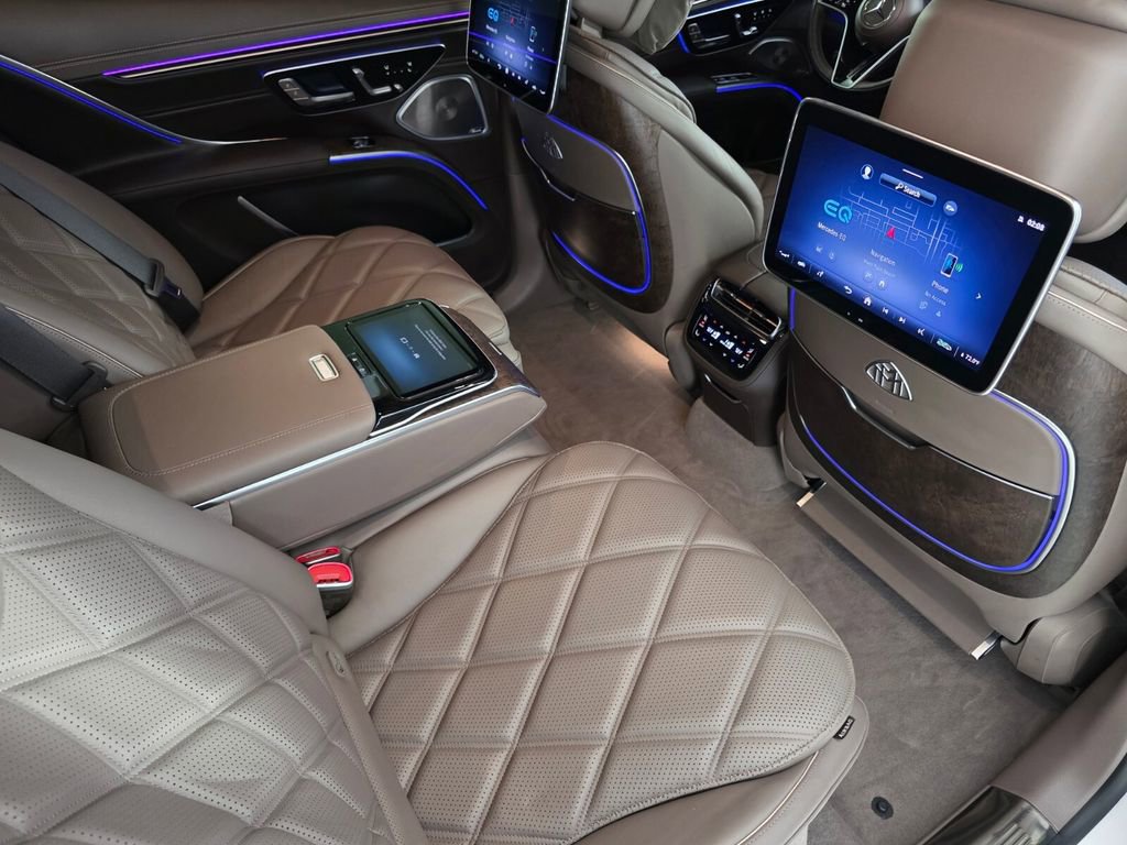 Certified 2024 Mercedes-Benz Maybach EQS 680 4MATIC image 26