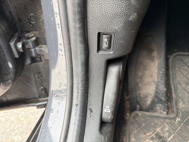 Used 2019 MINI Cooper S image 22