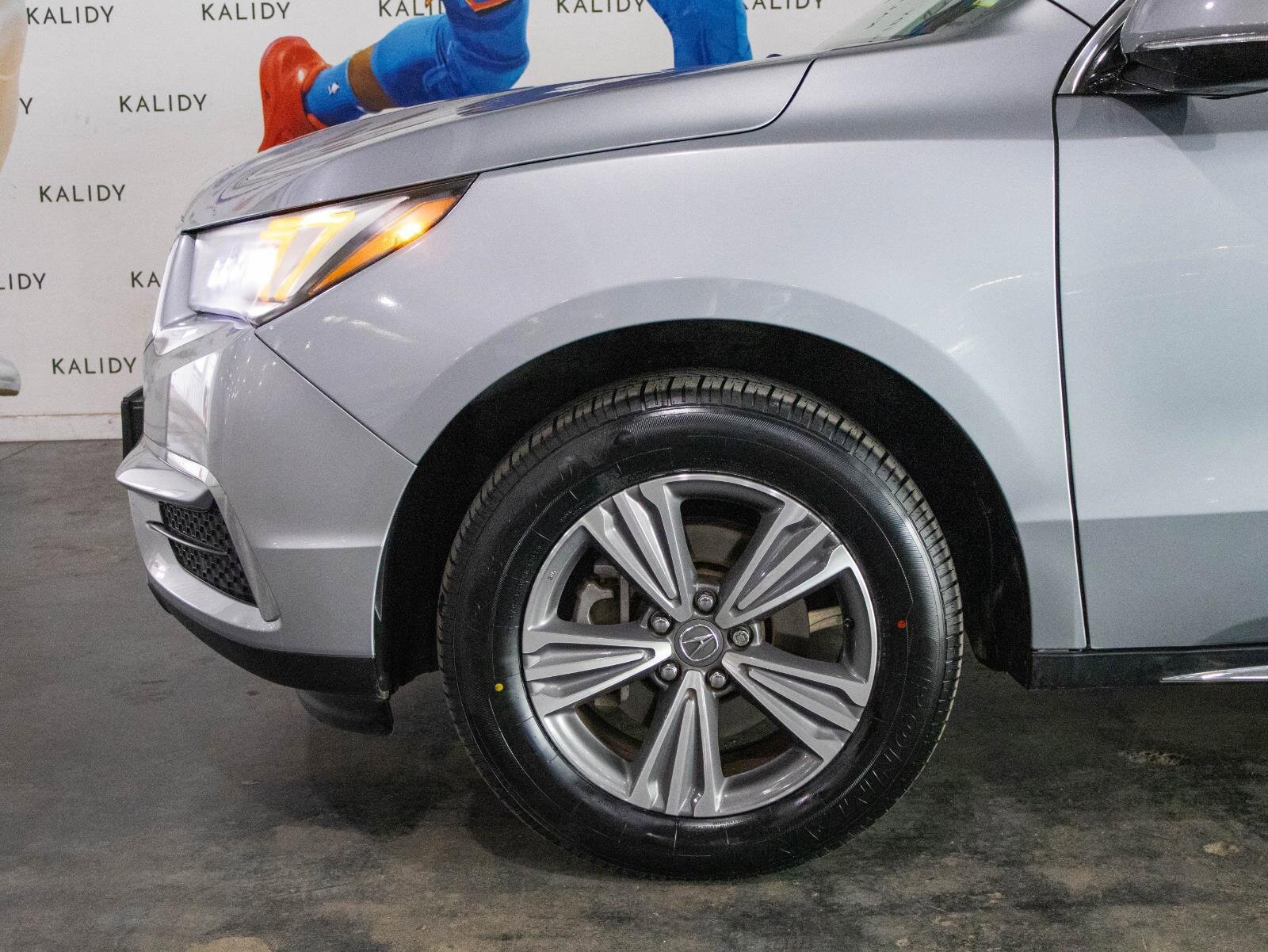 Used 2019 Acura MDX FWD image 16