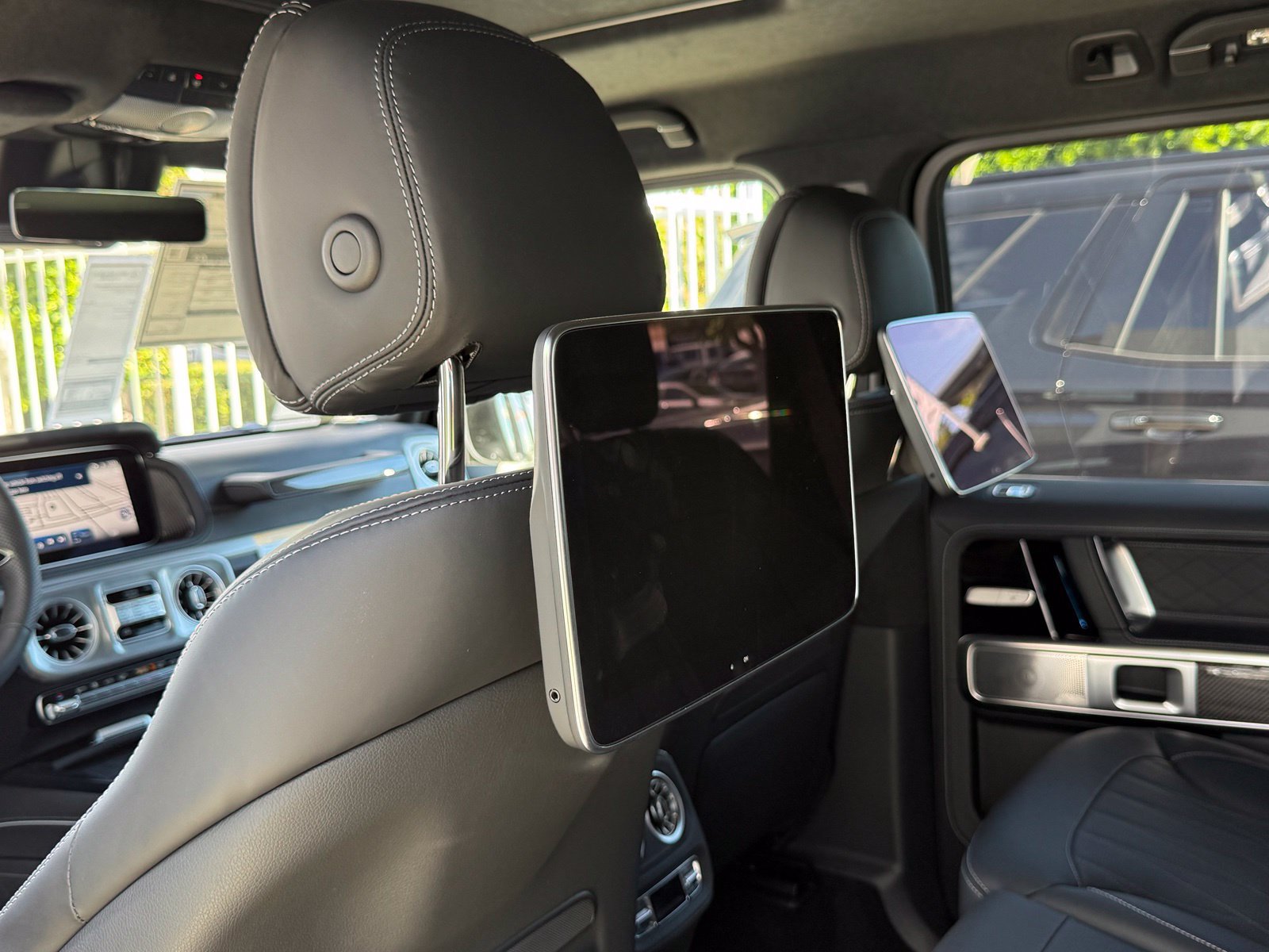 New 2026 Mercedes-Benz G 550 image 32