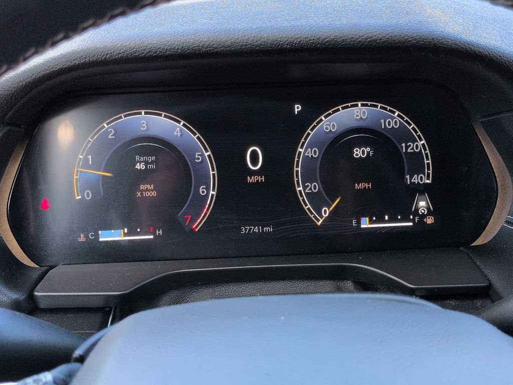 Used 2022 Jeep Grand Cherokee Altitude AWD/4WD image 13