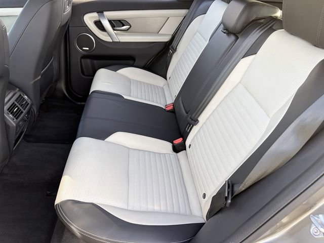 Used 2025 Land Rover Discovery Sport Dynamic SE image 24