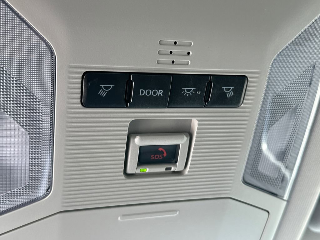 Certified 2025 Toyota RAV4 XLE AWD/4WD image 29