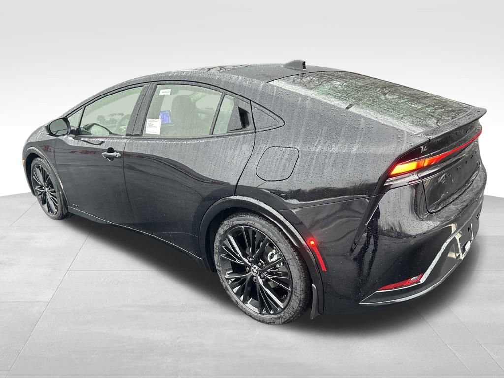 New 2026 Toyota Prius AWD image 3