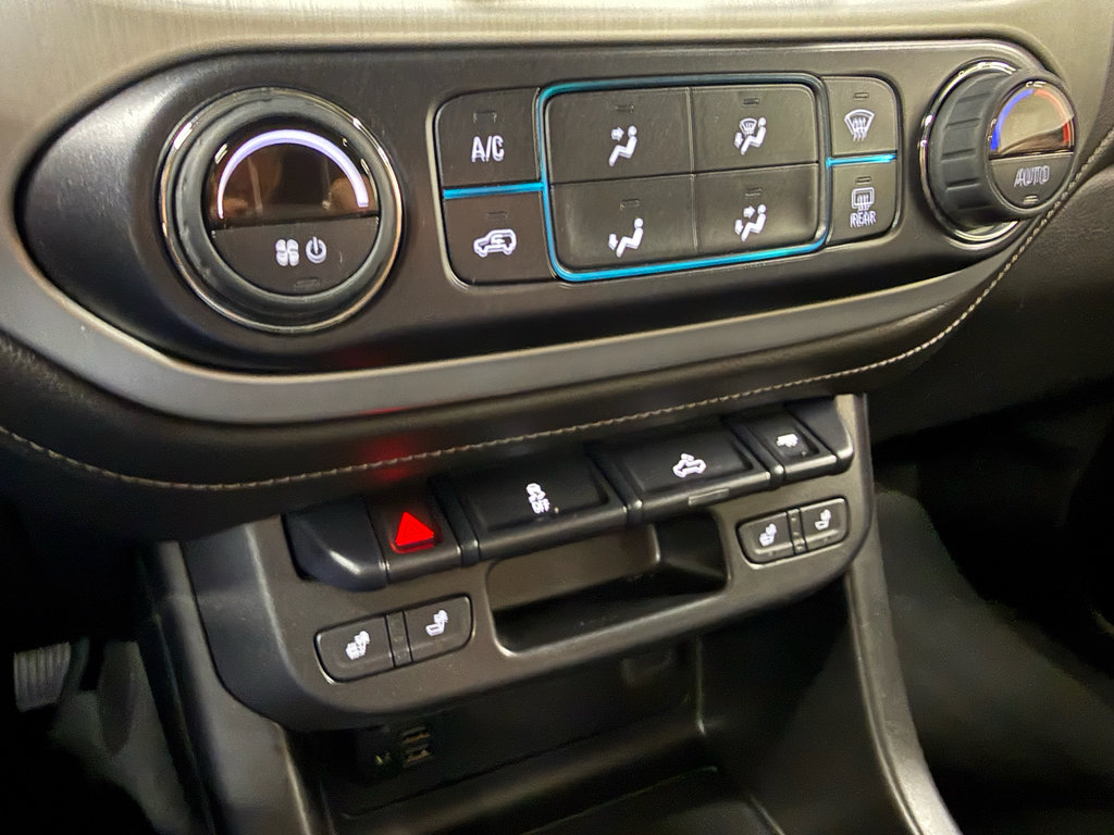Certified 2022 GMC Canyon Elevation w/ Elevation Premium Package AWD/4WD image 38