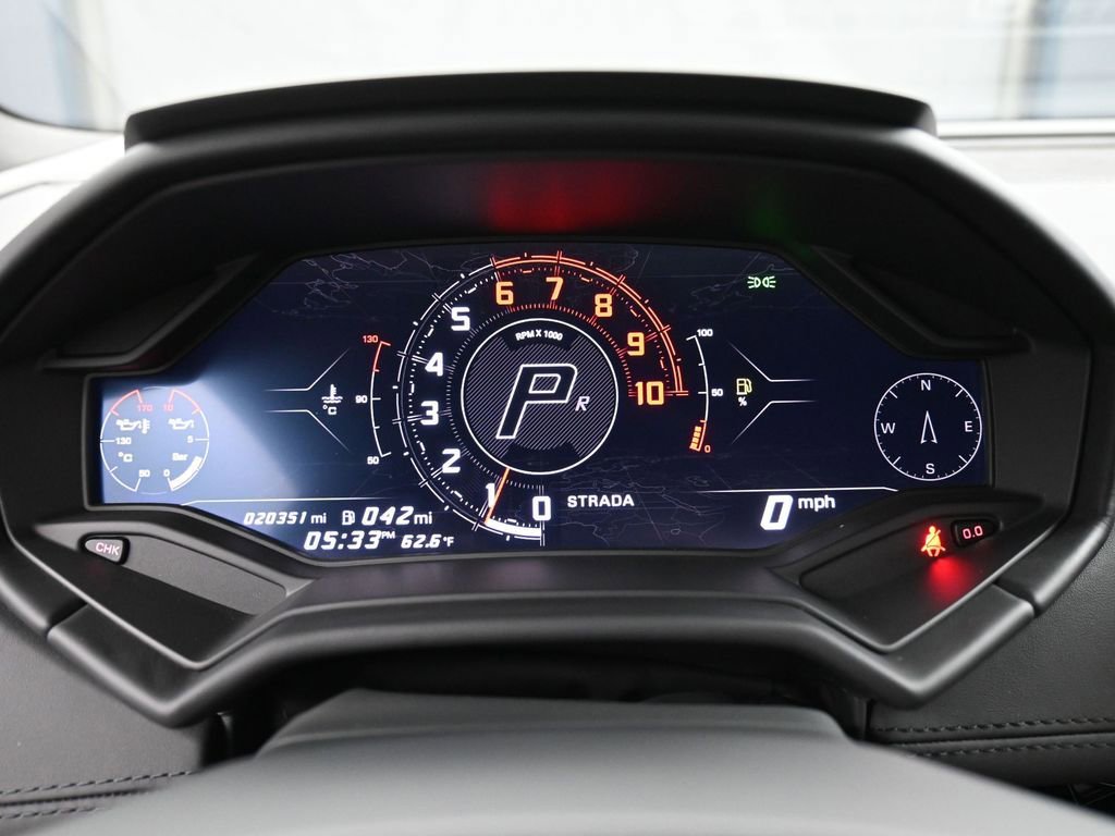 Used 2024 Lamborghini Huracan Sterrato image 19