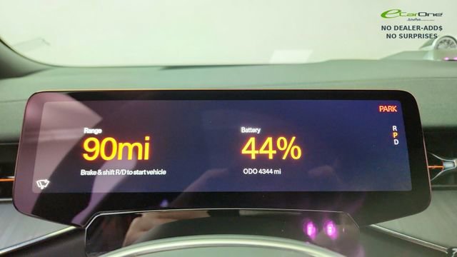 Used 2025 Polestar Polestar 3 image 37