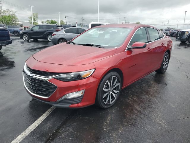 Used 2024 Chevrolet Malibu RS FWD image 2