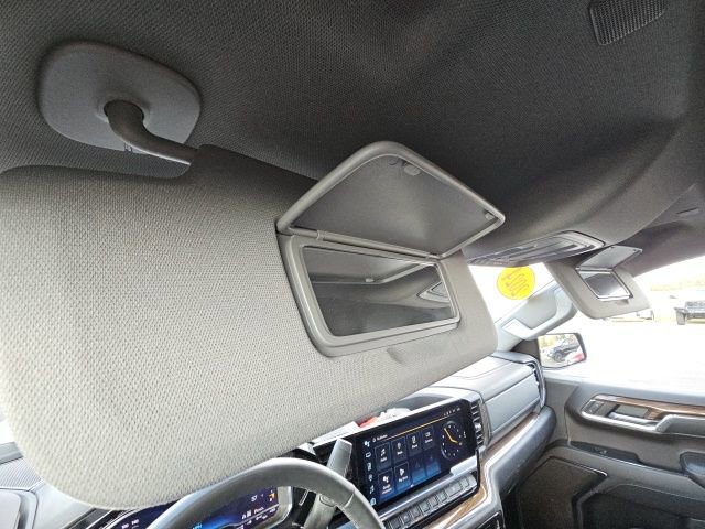 Used 2024 Chevrolet Silverado 1500 LT image 45