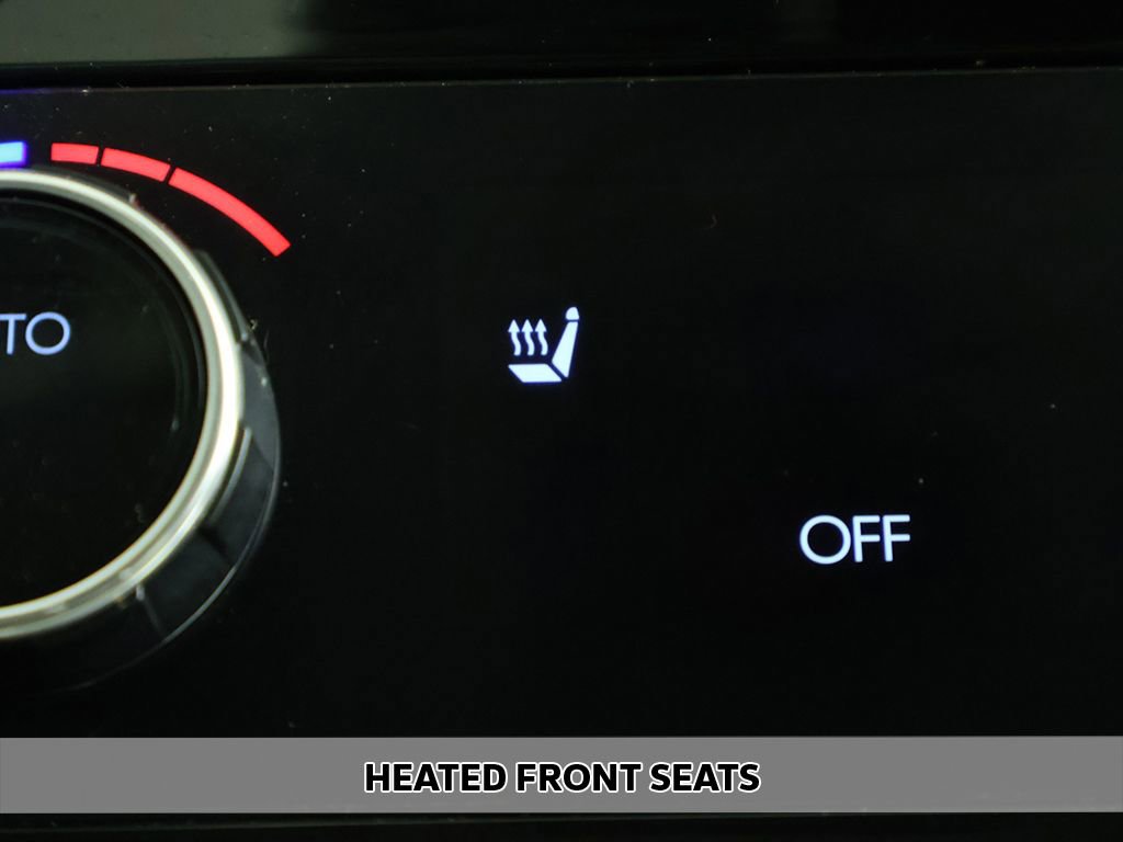 Used 2025 Hyundai Santa Fe SEL FWD image 6