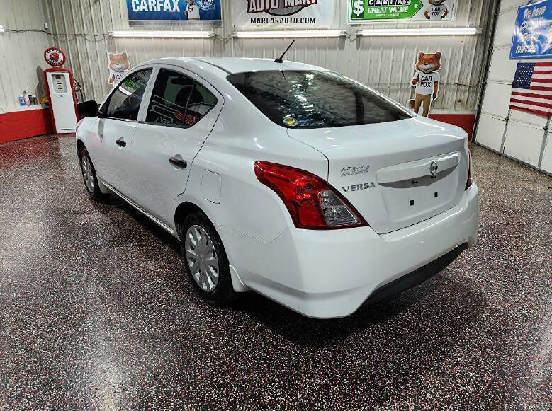 Used 2016 Nissan Versa S FWD image 5