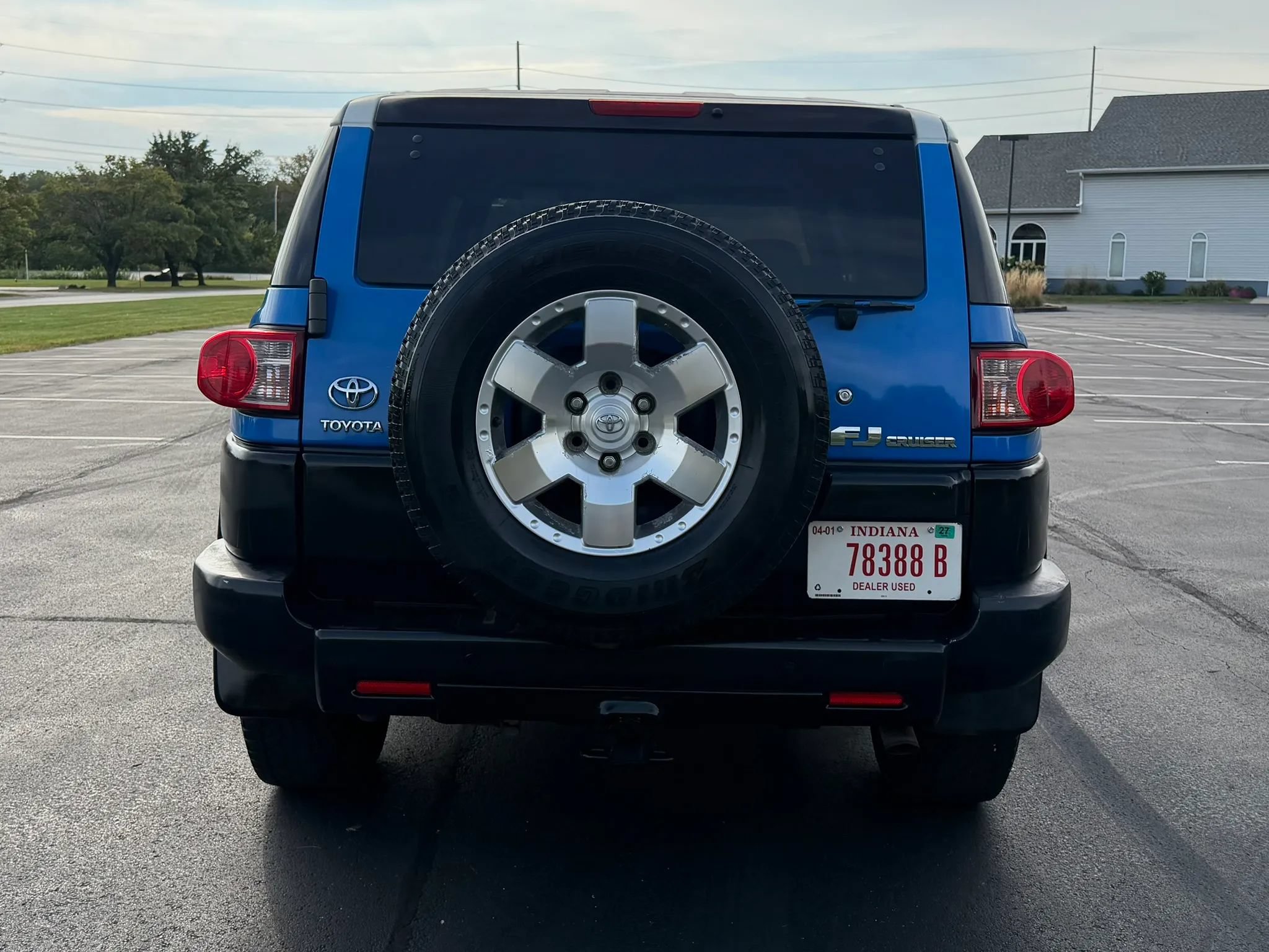 Used 2007 Toyota FJ Cruiser 2WD w/ Upgrade Pkg 2 image 5