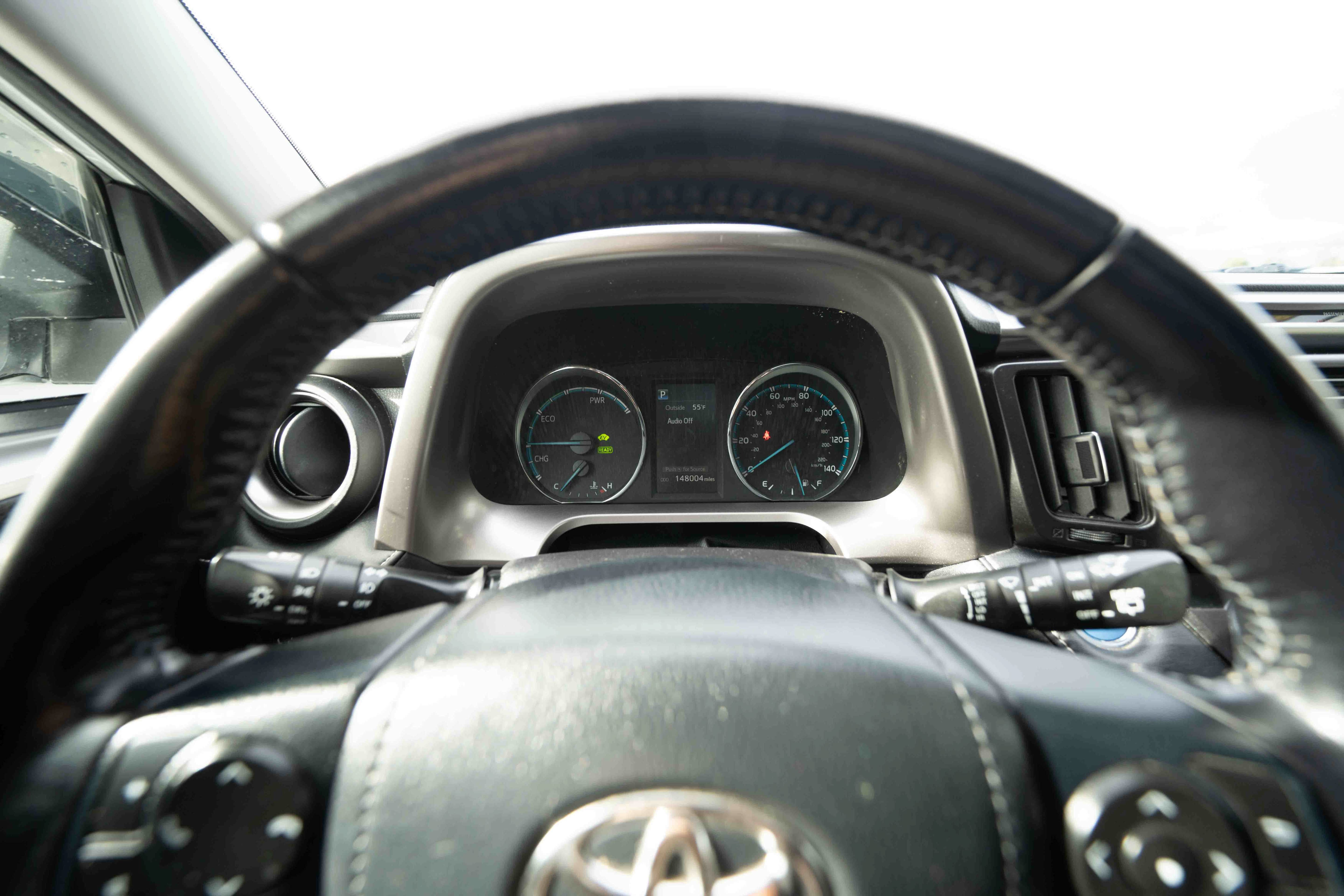 Used 2016 Toyota RAV4 XLE AWD/4WD image 15