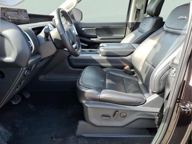 Used 2025 Ford Expedition Max Platinum image 22