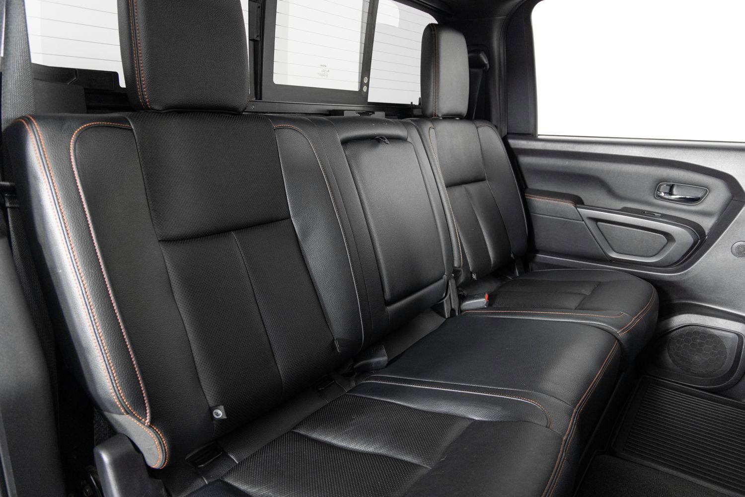 Used 2021 Nissan Titan PRO-4X w/ Pro-4x Convenience Package image 24