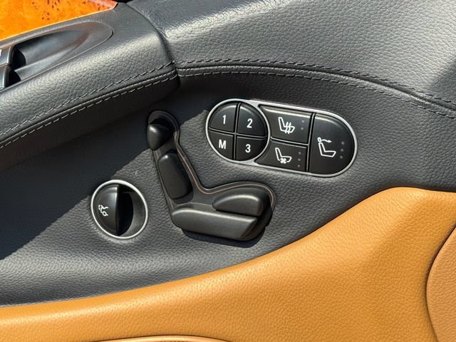 Used 2011 Mercedes-Benz SL 550 image 30