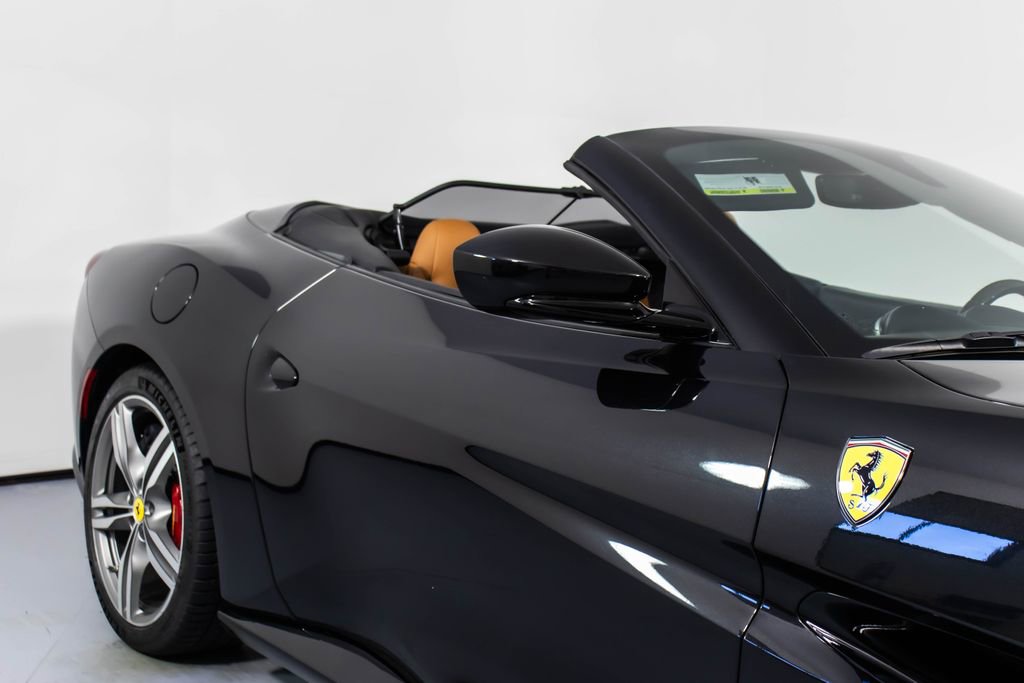 Certified 2019 Ferrari Portofino image 14