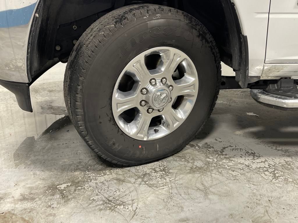 Used 2024 RAM 3500 Big Horn image 41