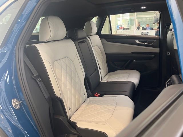 New 2025 Volkswagen Atlas Cross Sport SEL Premium R-Line image 27