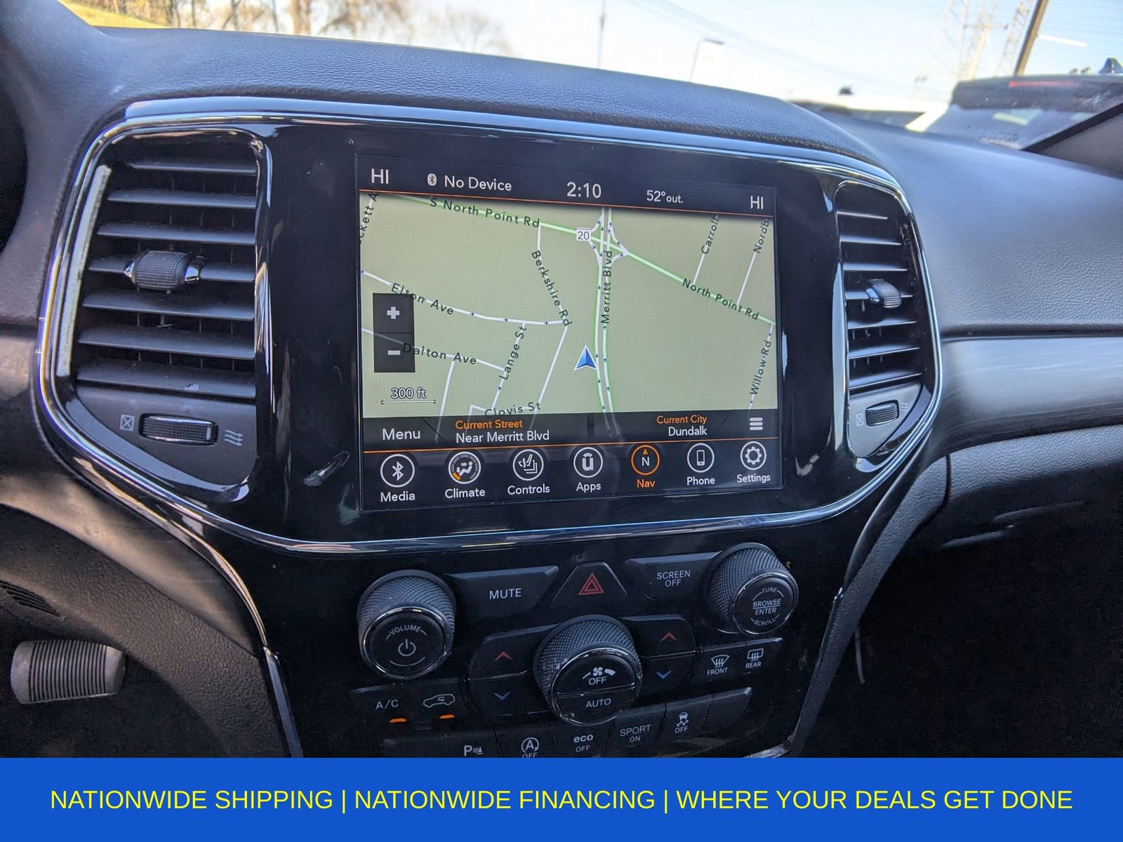 Used 2022 Jeep Grand Cherokee Laredo X image 26