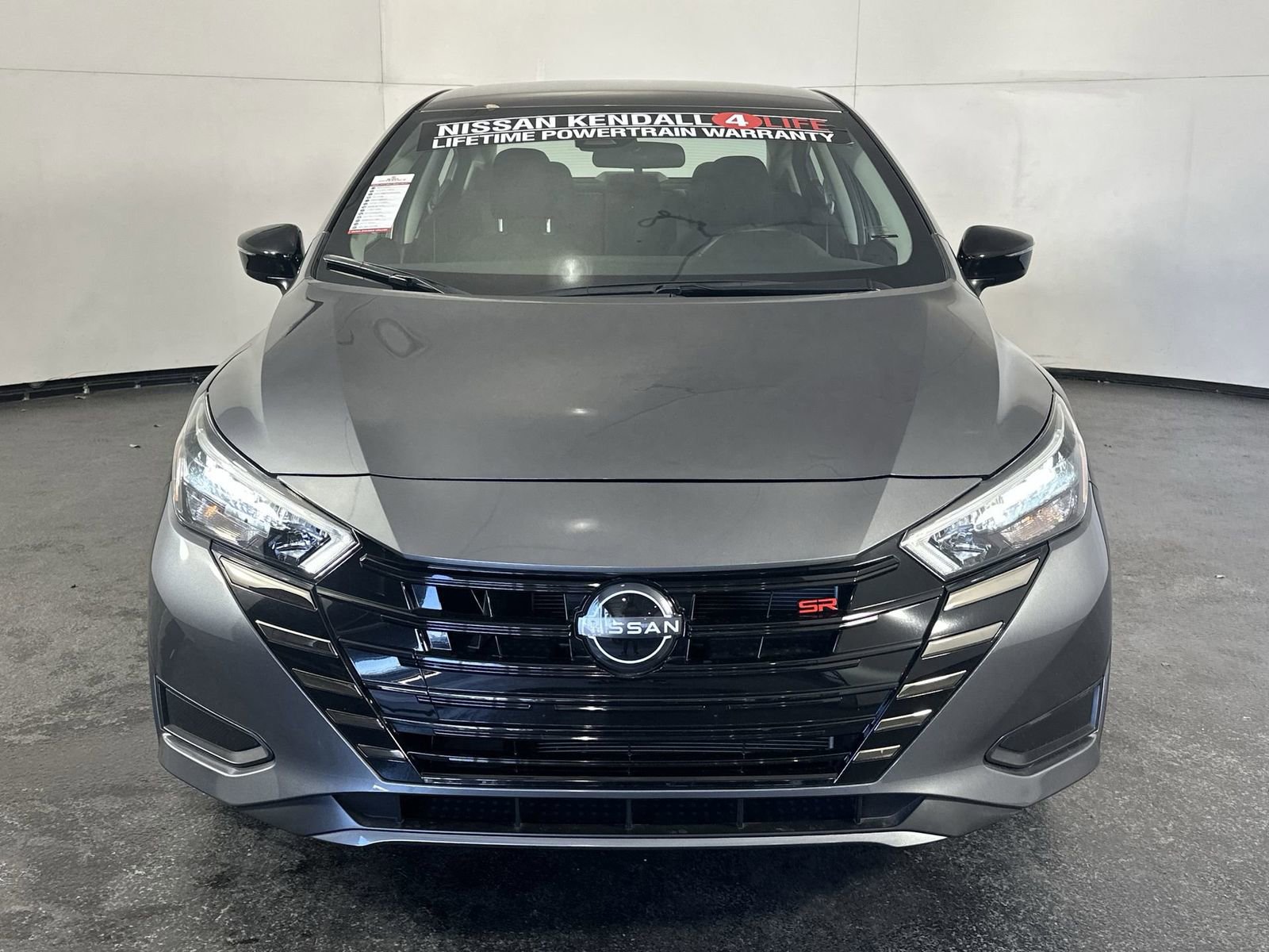 Certified 2024 Nissan Versa SR FWD image 3