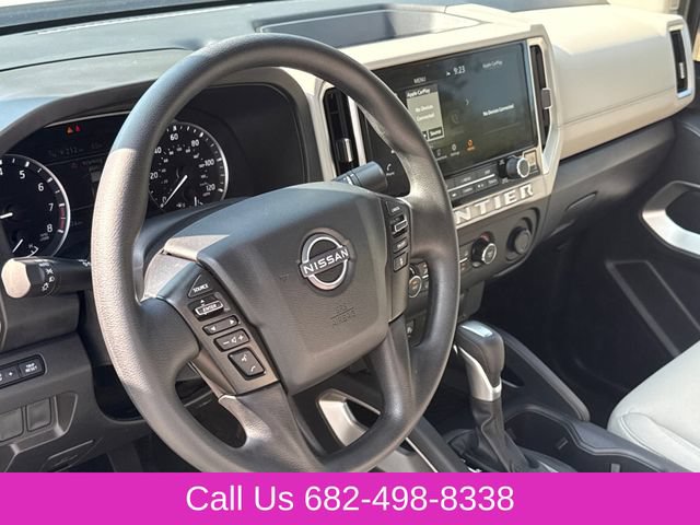 Used 2025 Nissan Frontier SV w/ Tow Package AWD/4WD image 17