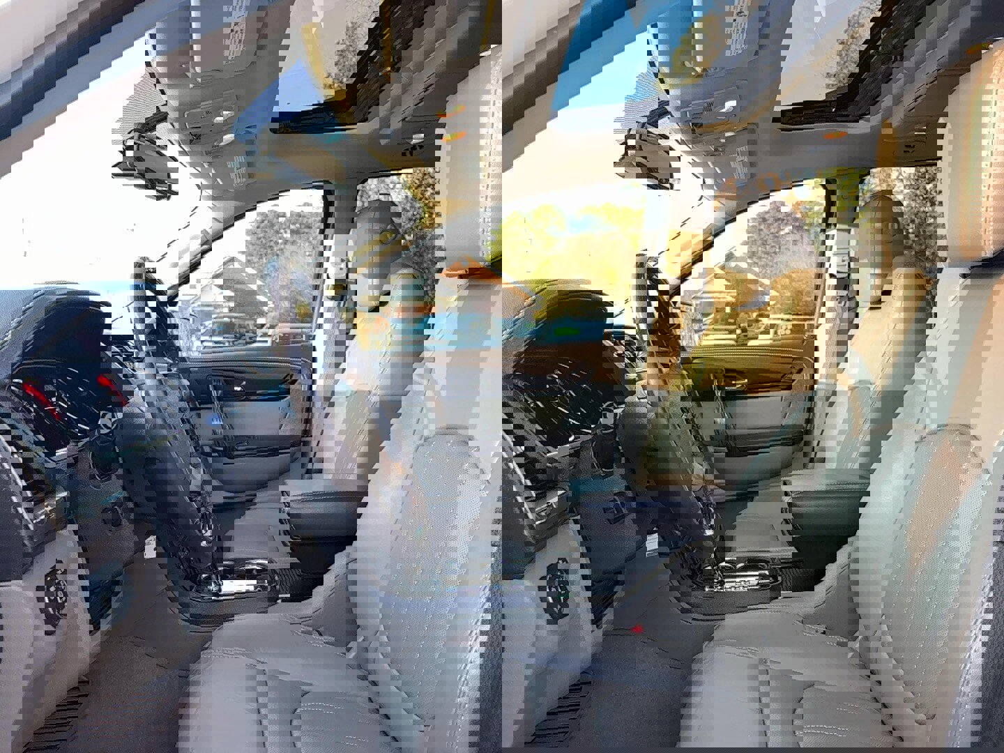 Used 2015 GMC Acadia Denali image 26