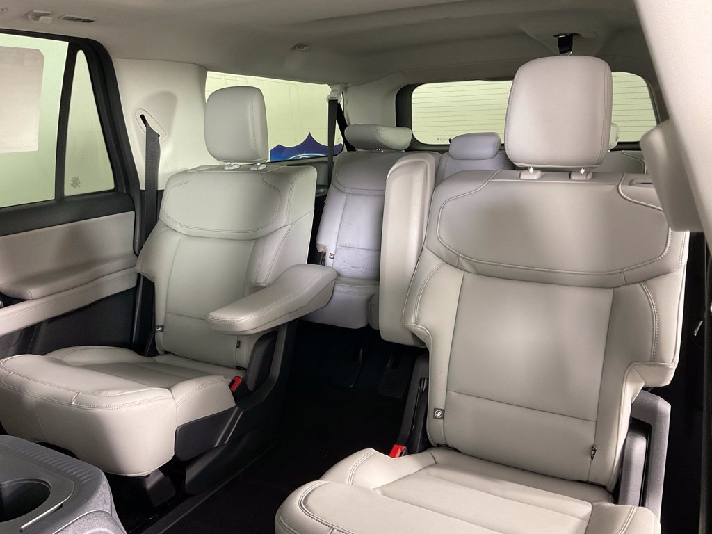 New 2027 Ford Expedition Max Active RWD image 16