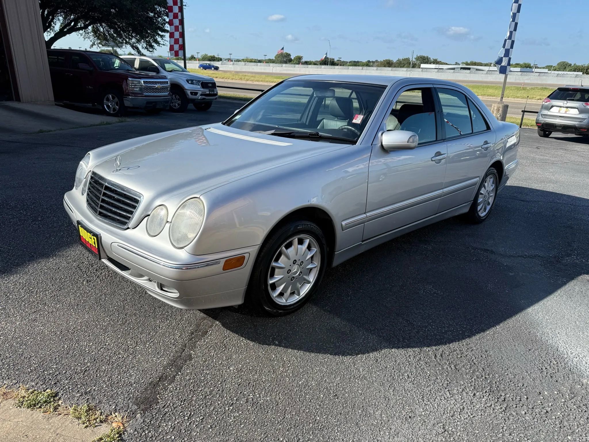 2001 メルセデスベンツ　E320 No Reserve: 18k-Mile 2001 Mercedes-Benz E320 for sale on BaT