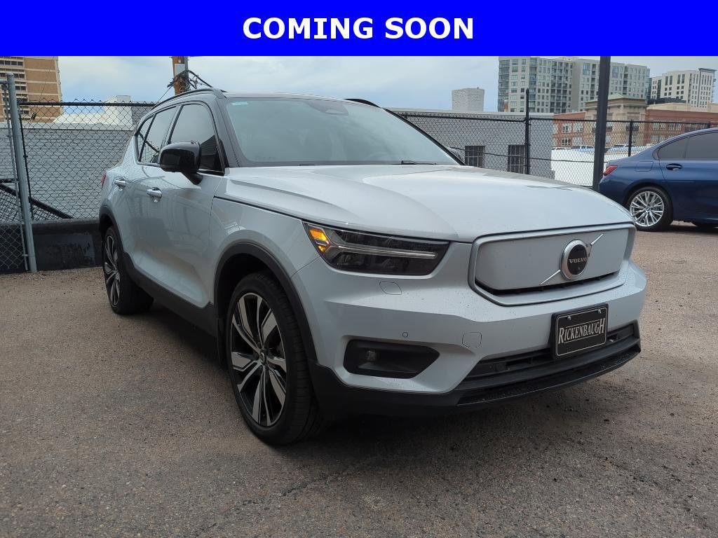 Used 2021 Volvo XC40 P8 Recharge image 1
