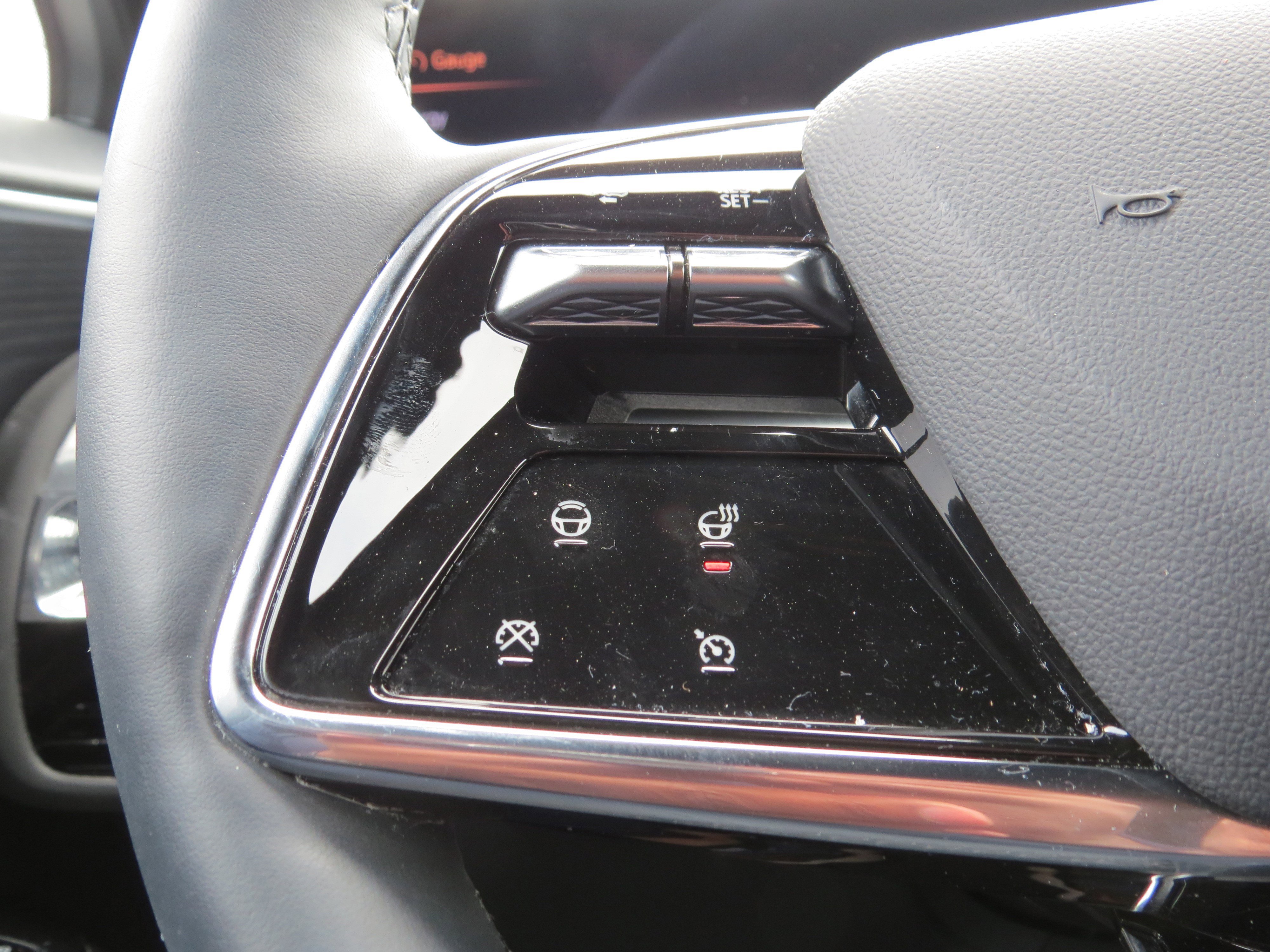 New 2025 Cadillac Lyriq Sport image 19