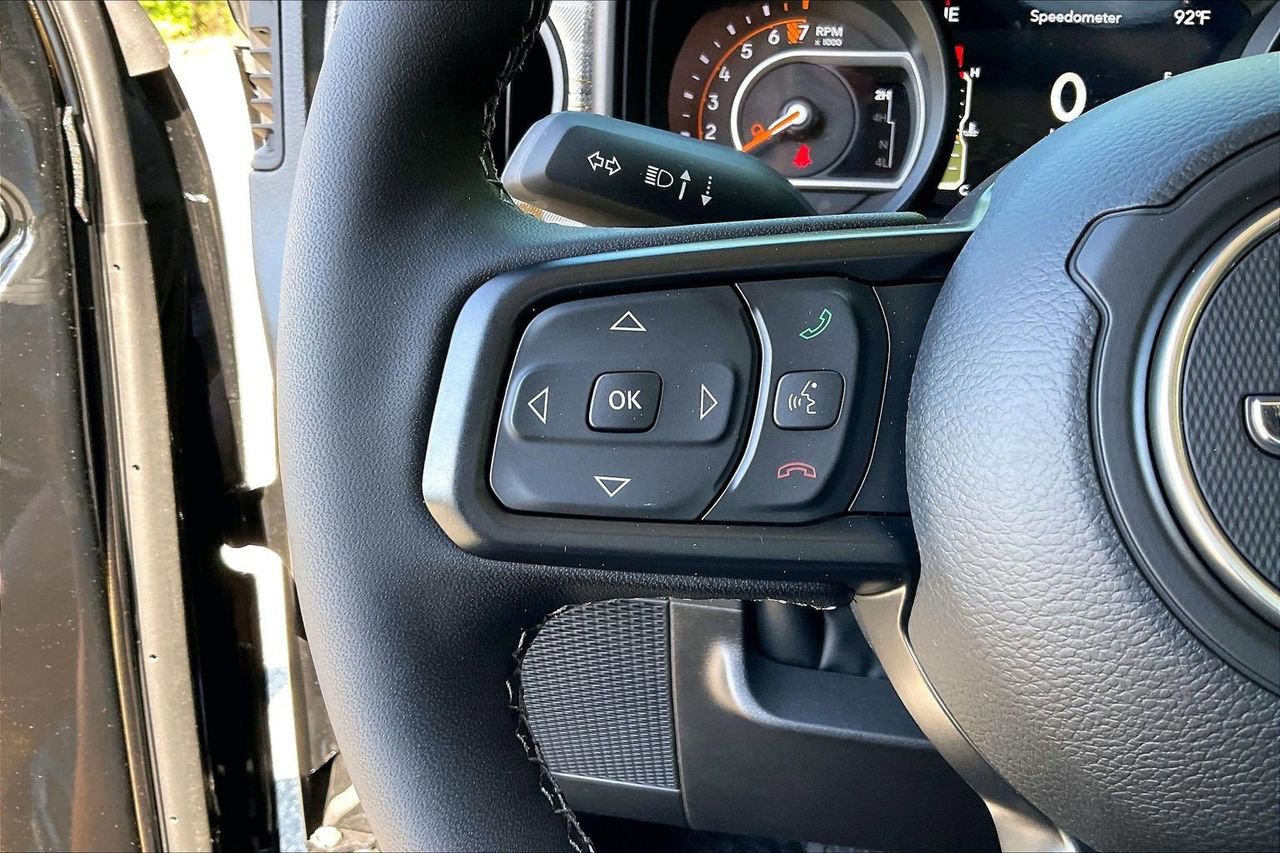 New 2026 Jeep Gladiator Sport AWD/4WD image 27