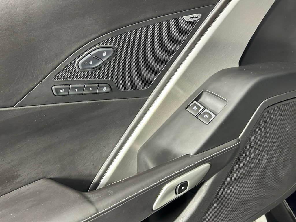 Used 2016 Chevrolet Corvette Z06 w/ 3LZ Preferred Equipment Group RWD image 40