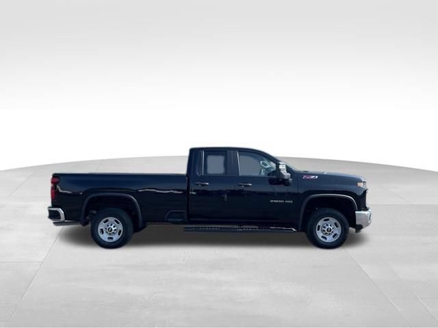 Used 2024 Chevrolet Silverado 2500 W/T AWD/4WD image 6