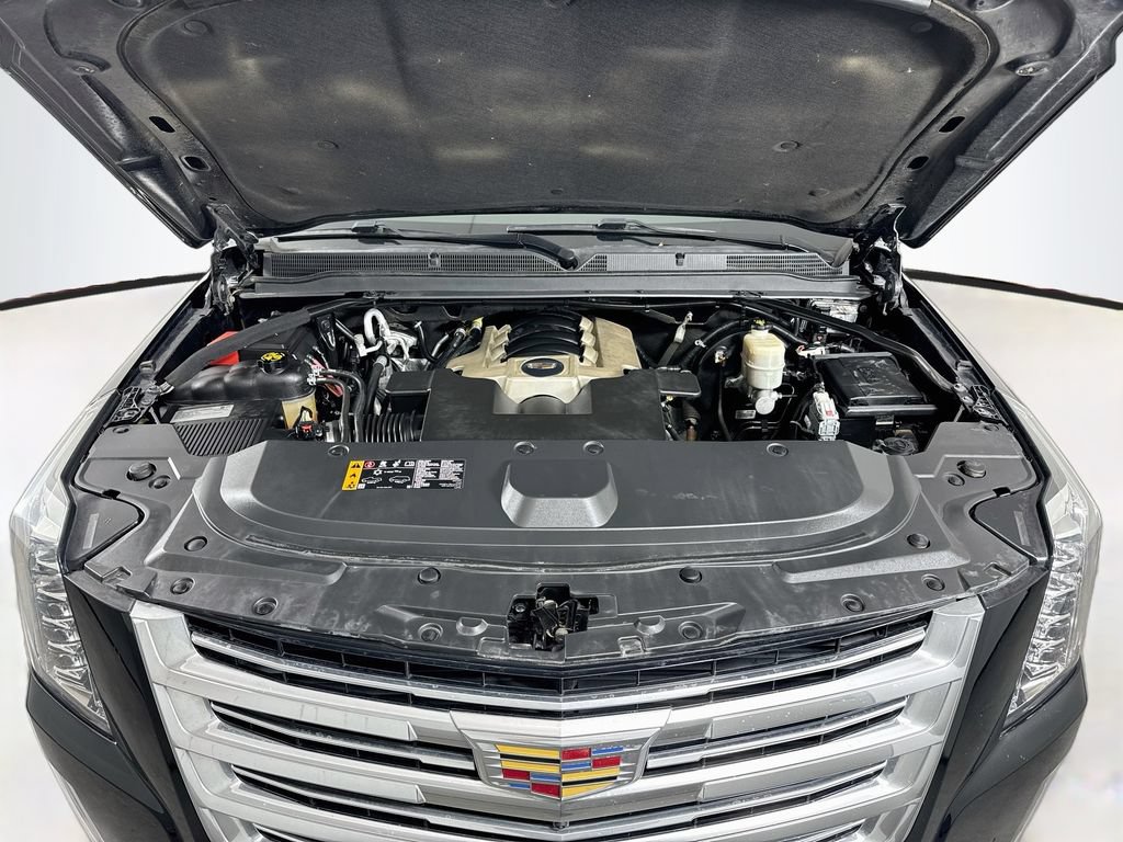 Used 2020 Cadillac Escalade ESV Platinum RWD image 46