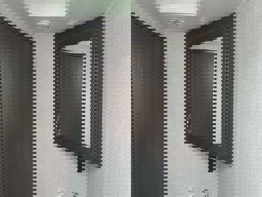 Used 2021 Ford E-350 and Econoline 350 Super Duty w/ Motorhome Prep Package image 43