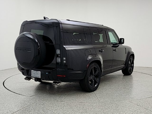 New 2026 Land Rover Defender 130 V8 AWD/4WD image 11