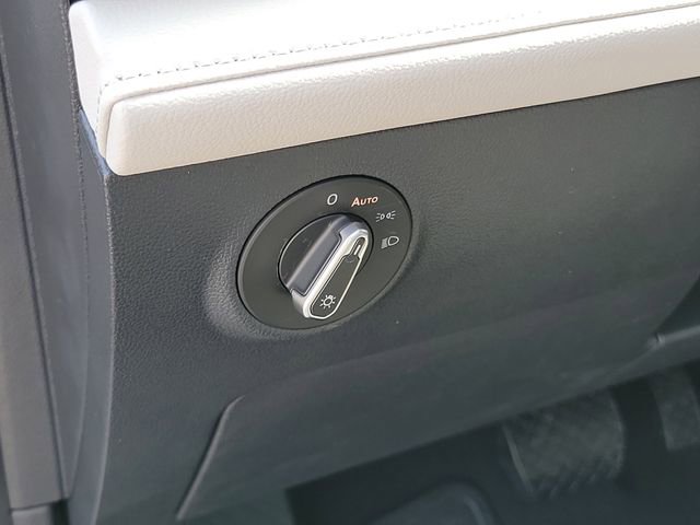 New 2025 Volkswagen Taos S image 7