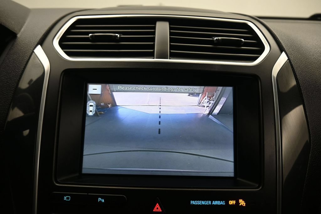 Used 2017 Ford Explorer Limited AWD/4WD image 22