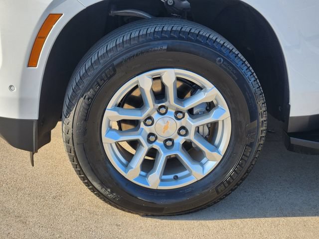 Used 2025 Chevrolet Tahoe LS RWD image 17