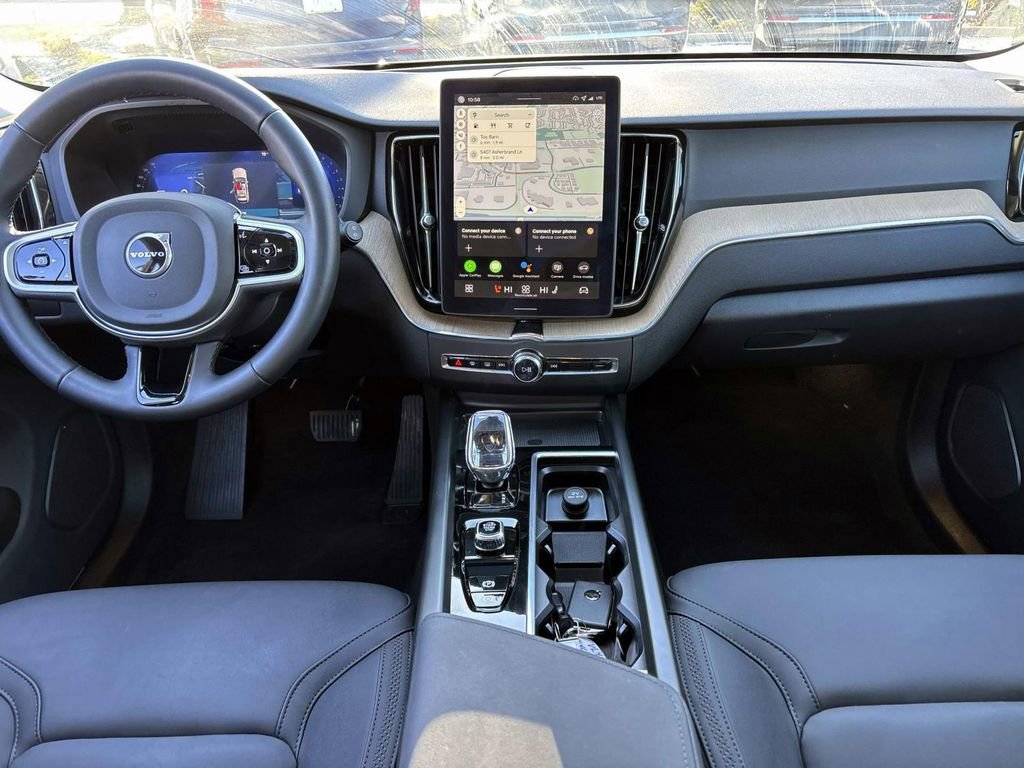 New 2026 Volvo XC60 B5 Plus w/ Protection Package Premier image 28