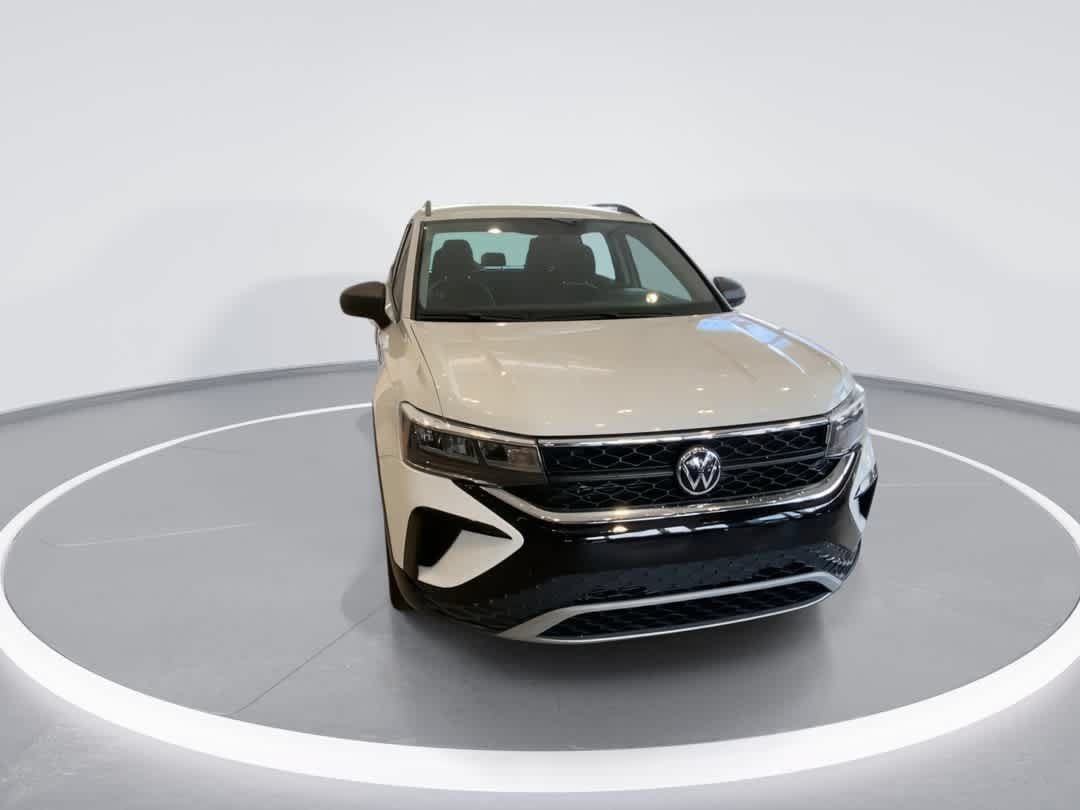 Used 2022 Volkswagen Taos S AWD/4WD image 3