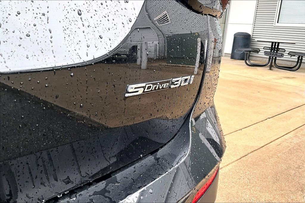 Used 2023 BMW X3 sDrive30i w/ Premium Package image 7