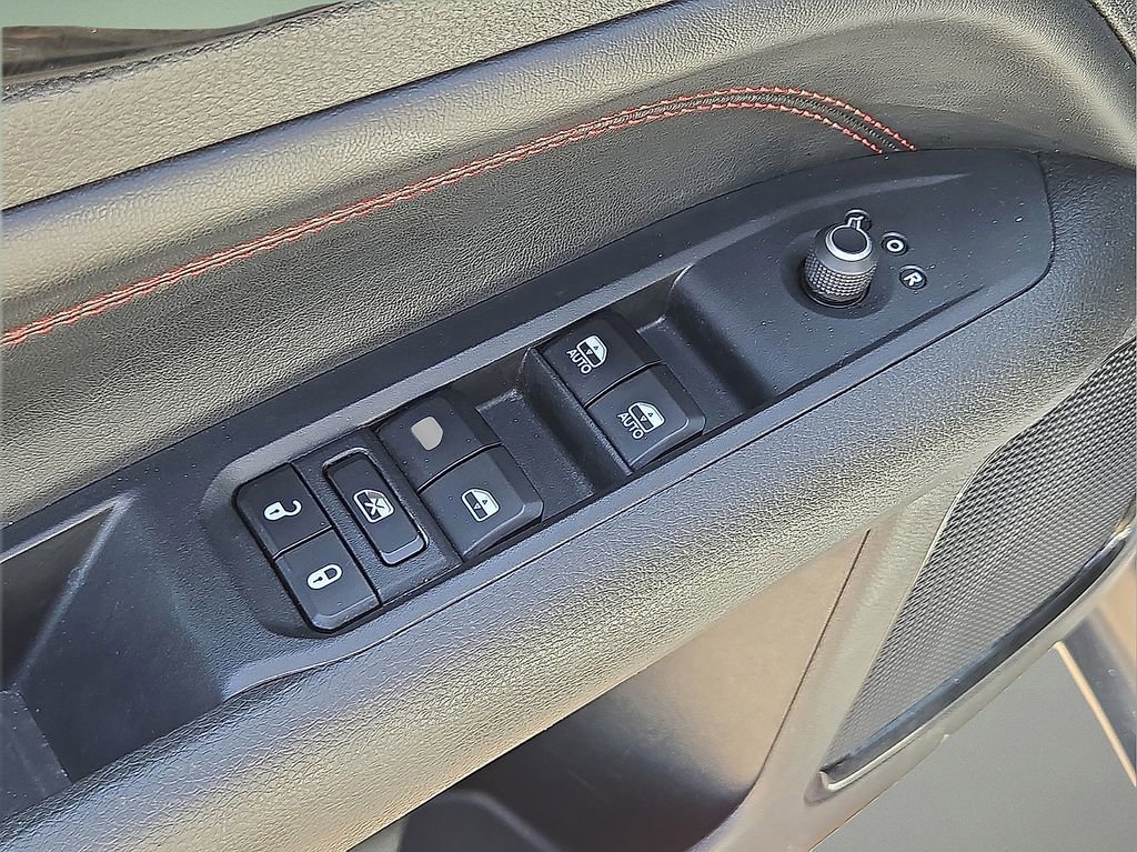 Used 2024 Jeep Compass Trailhawk AWD/4WD image 23