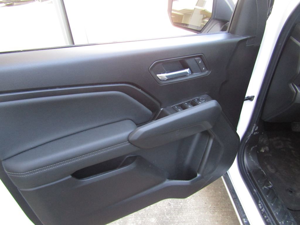 New 2026 Chevrolet Colorado LT w/ LT Convenience Package AWD/4WD image 22