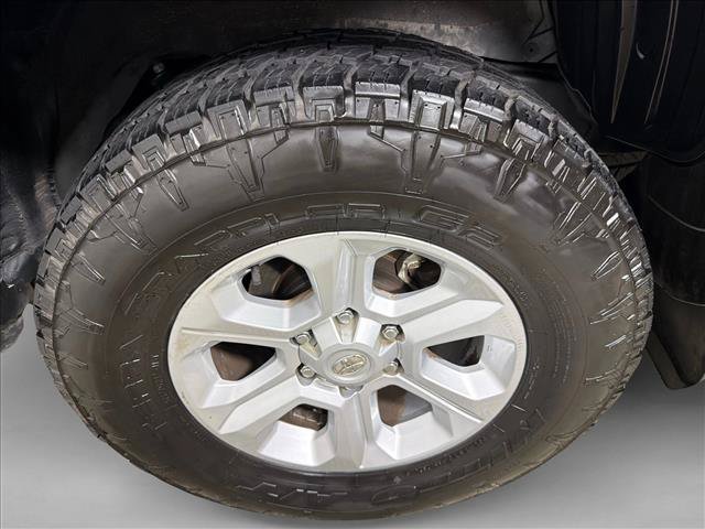 Used 2022 Toyota 4Runner SR5 RWD image 19