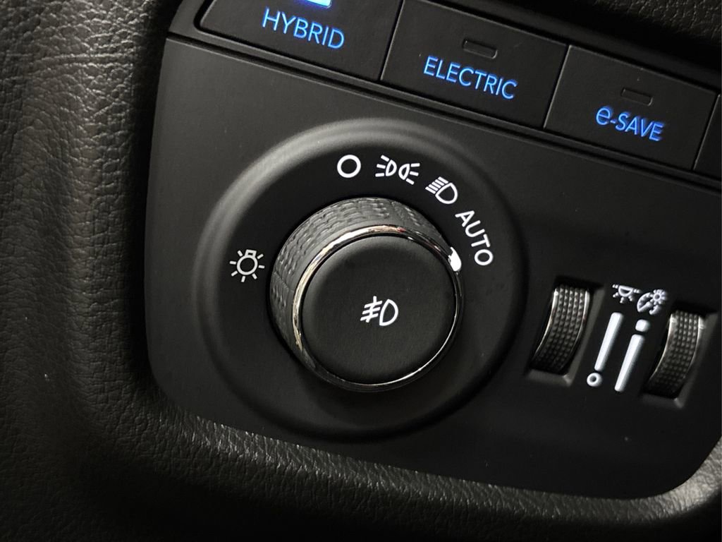 Used 2024 Jeep Grand Cherokee Trailhawk w/ Advanced Protech Group II image 22